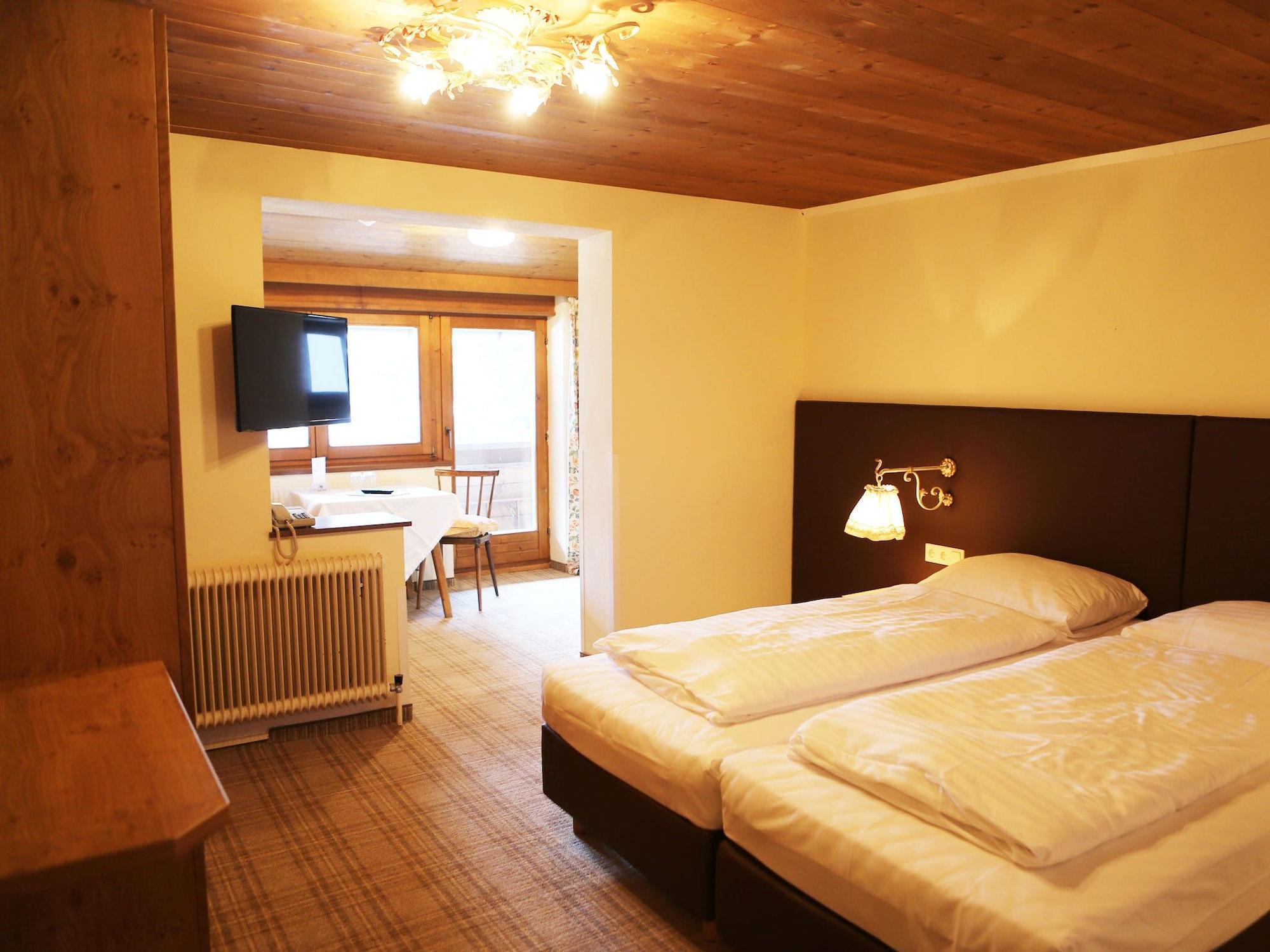 Gasthof Pension Madseiterhof Тукс Екстериор снимка