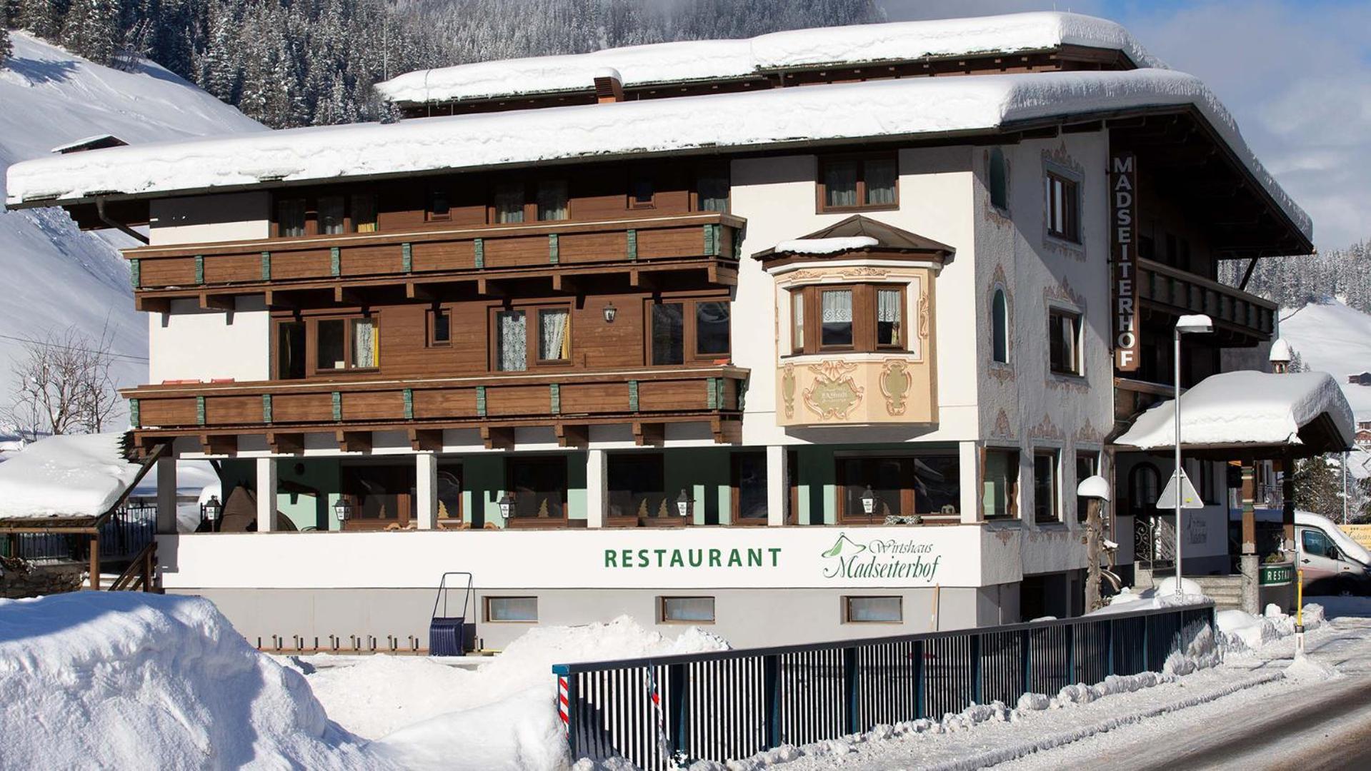 Gasthof Pension Madseiterhof Тукс Екстериор снимка